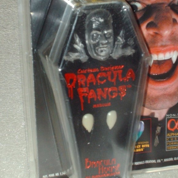 Dracula House custom designer vampire fangs - Picture 7 of 7